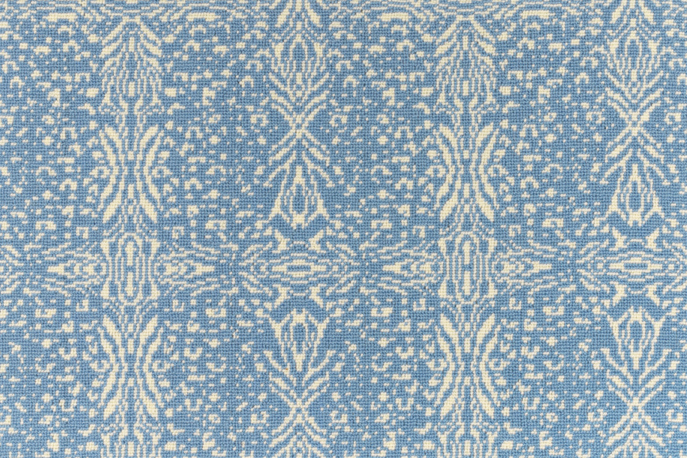 Flower carpet in White on Blue